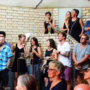 Sommerloch: Lina Button Trio